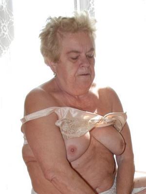 Mature Old Granny Porn Stars - Granny Porn at Hot Oma - Old Granny - Mature Porn Sites